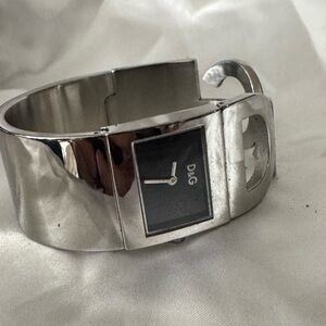 D&G Dolce & Gabbana Forever Watch model DW 0221